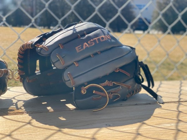 Easton Professional Collection Slowpitch Softball Glove