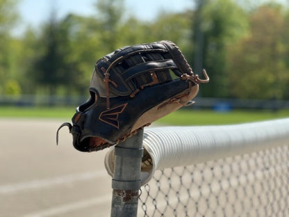 Easton Professional Collection Slowpitch Softball Glove